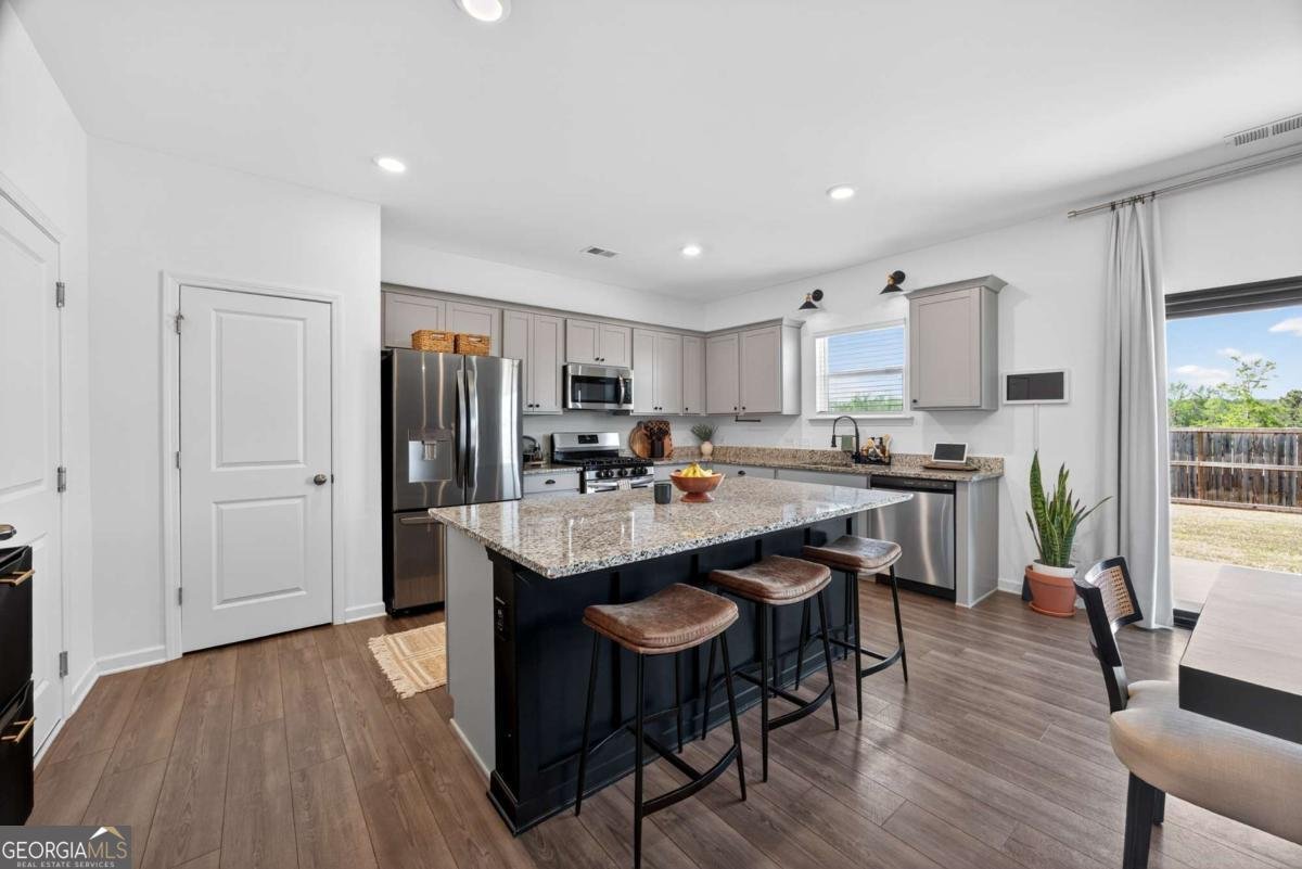 845 Delft Way Hampton - Photo 8