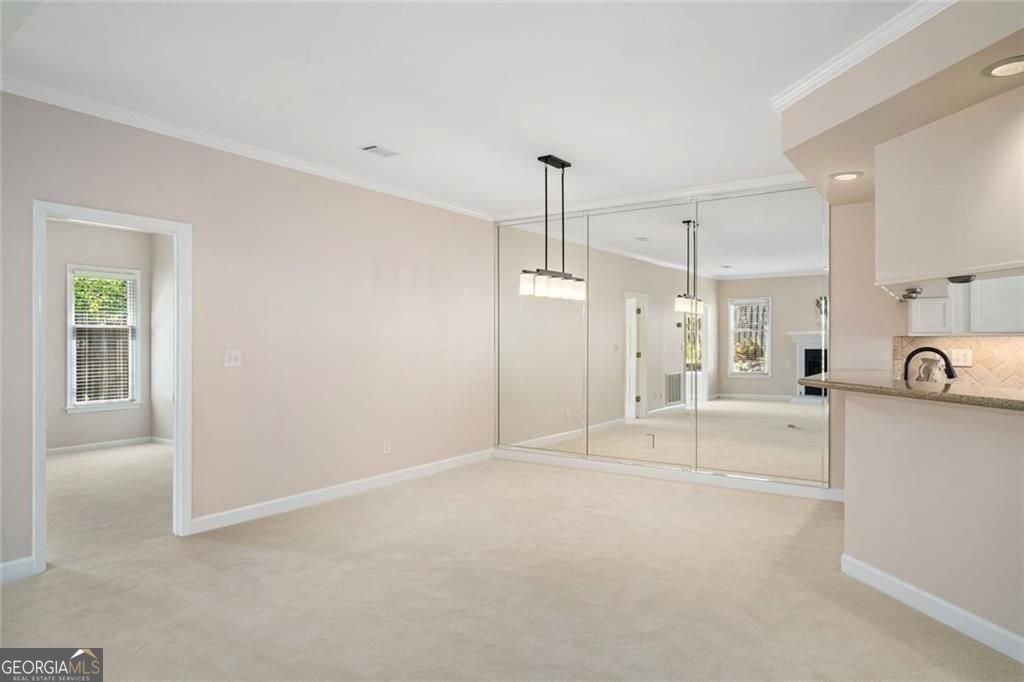 174 Victoria Way Roswell - Photo 12