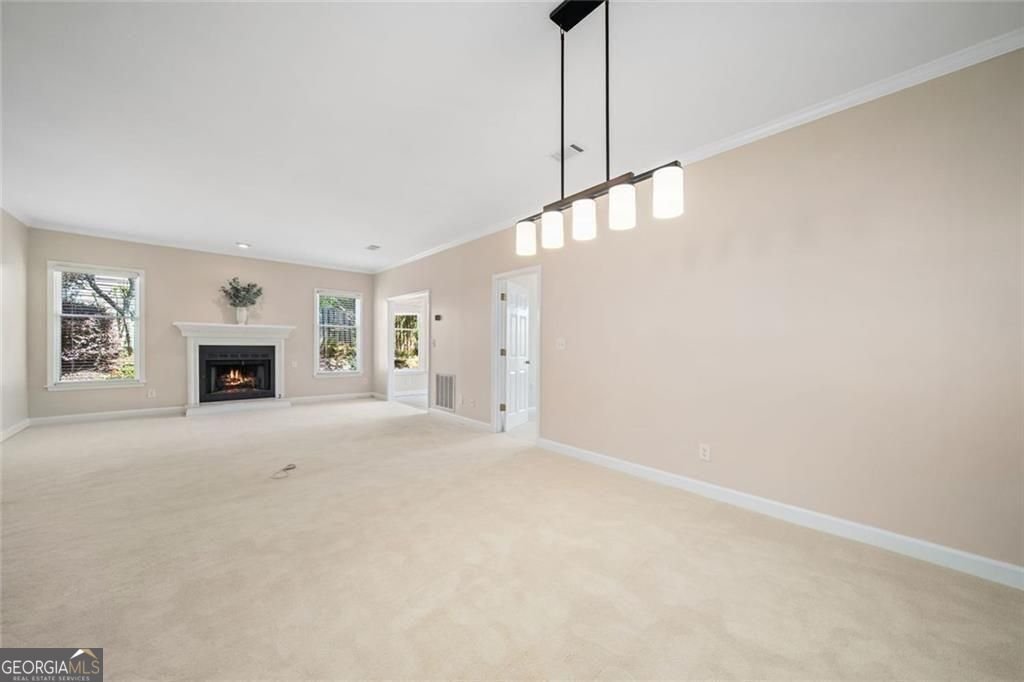 174 Victoria Way Roswell - Photo 9