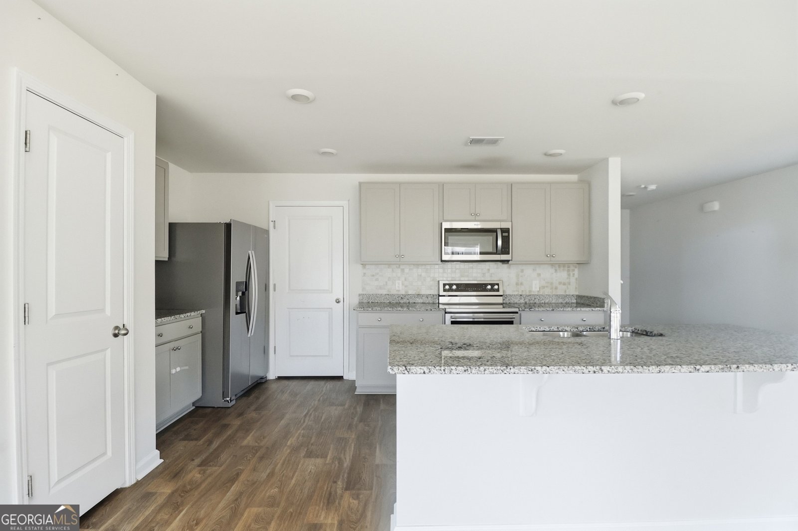 276 Caribbean Village Drive Guyton - Photo 10