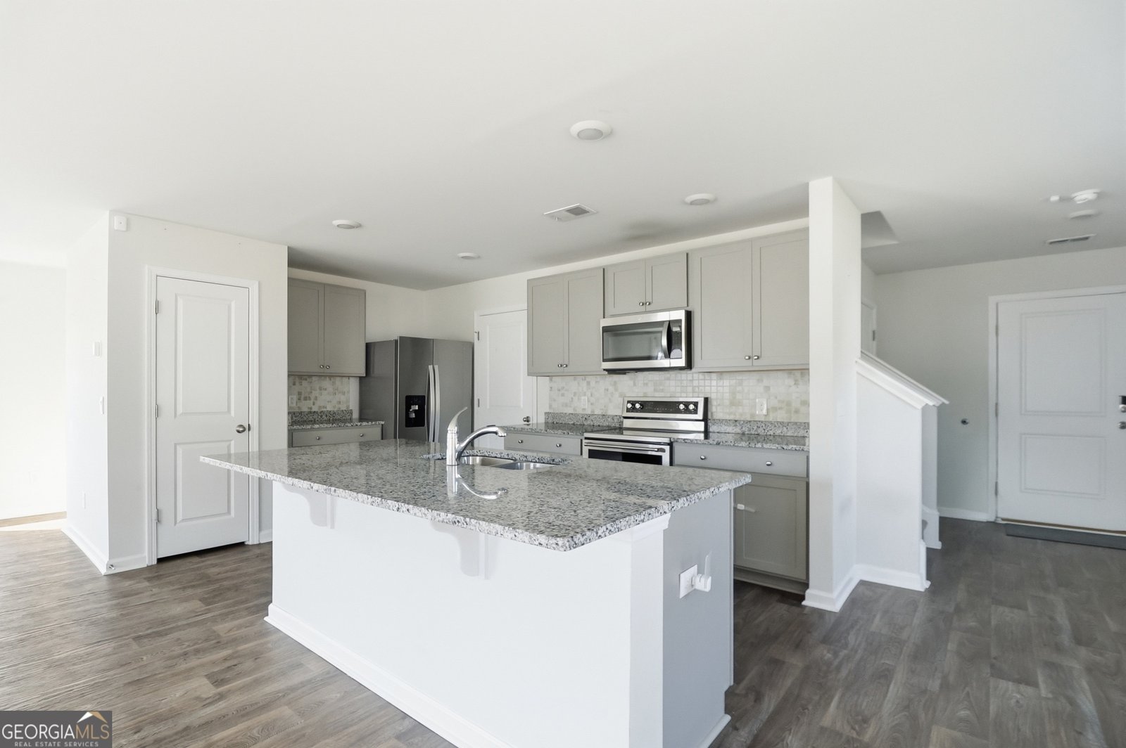 276 Caribbean Village Drive Guyton - Photo 11