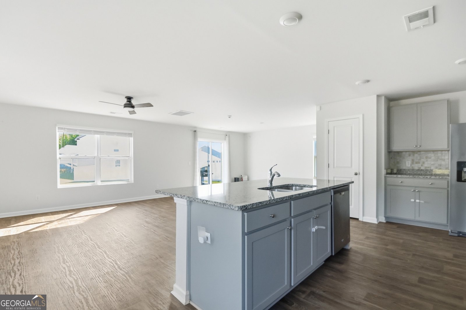 276 Caribbean Village Drive Guyton - Photo 6