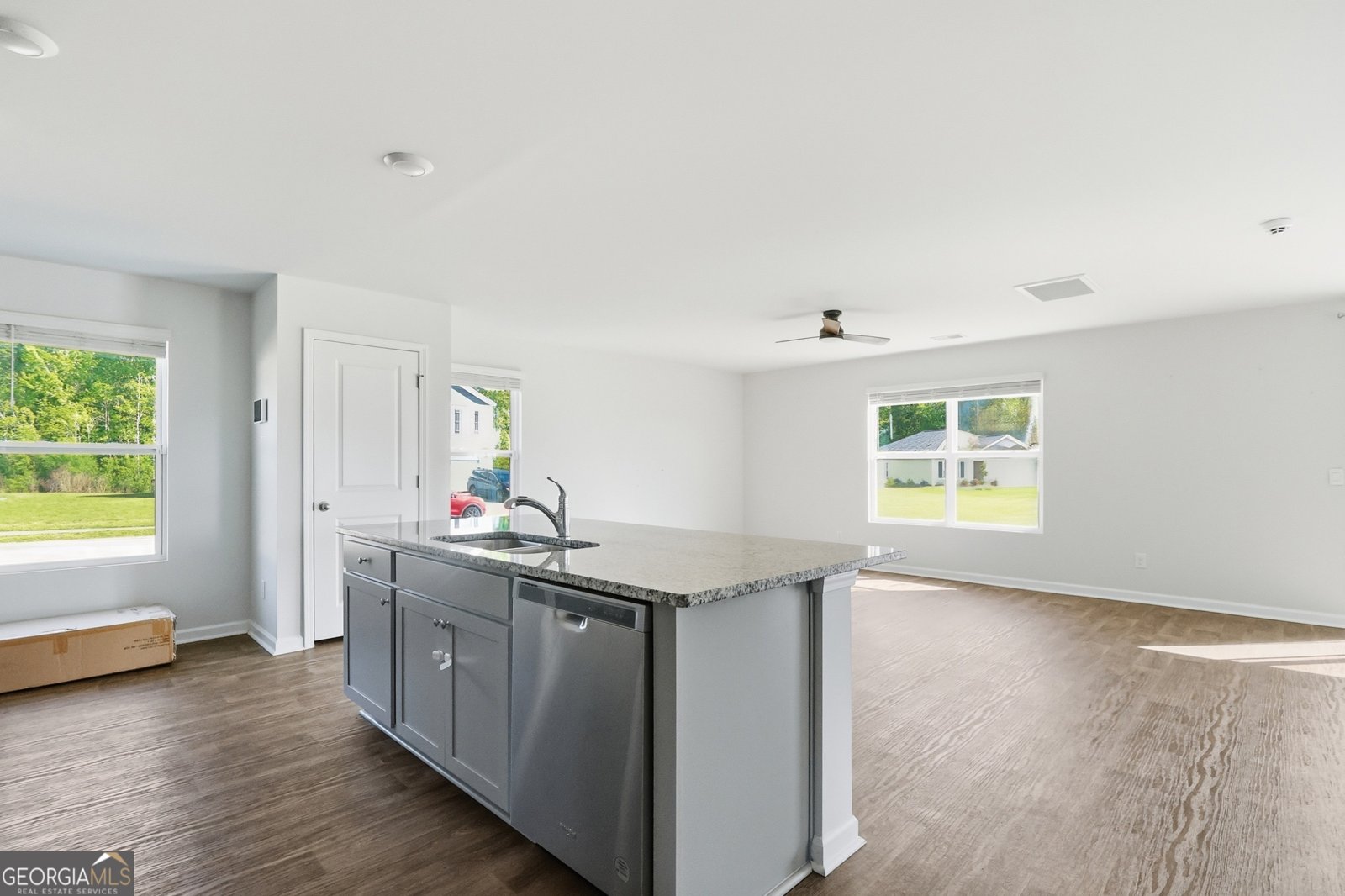 276 Caribbean Village Drive Guyton - Photo 9