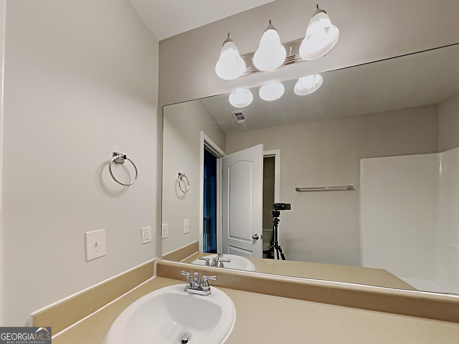 3230 Arbor Oaks Drive Snellville - Photo 18