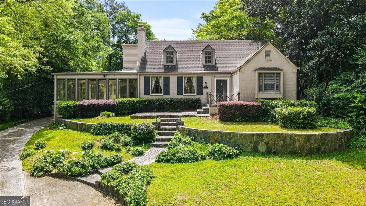 2039 Springlake Drive Atlanta - Photo 1