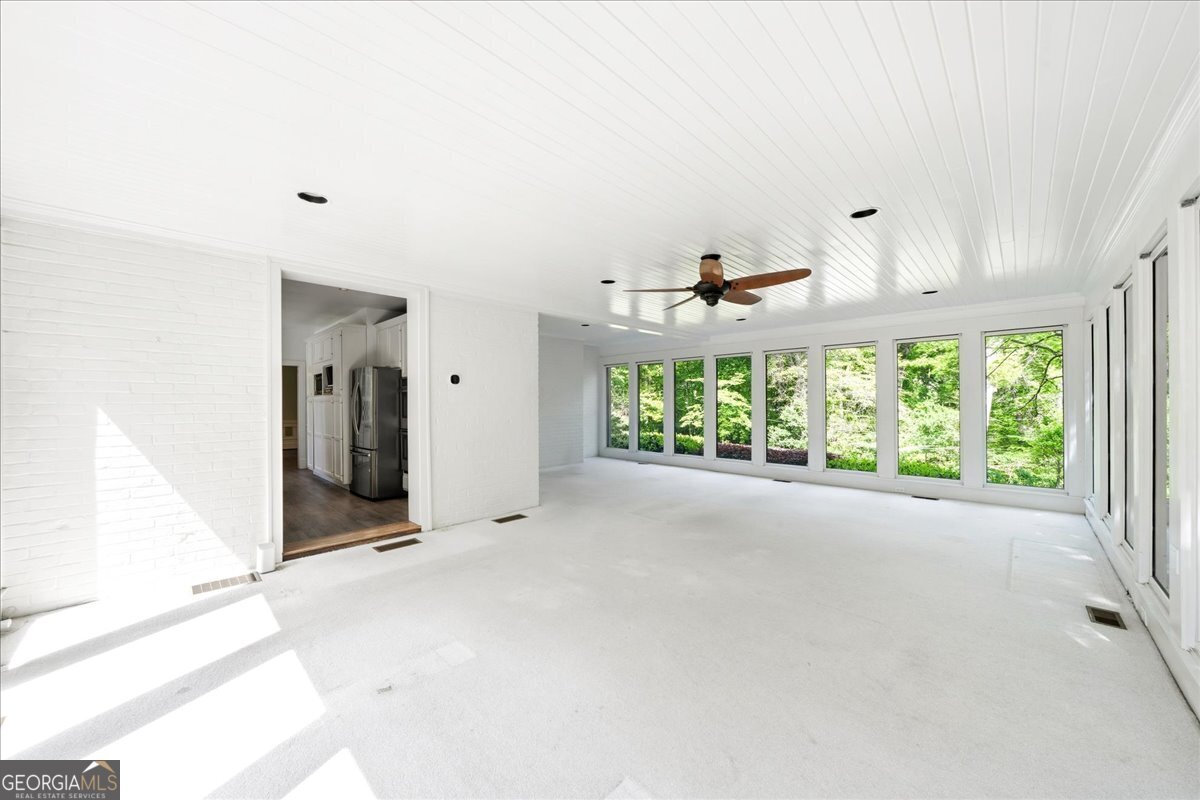 2039 Springlake Drive Atlanta - Photo 15