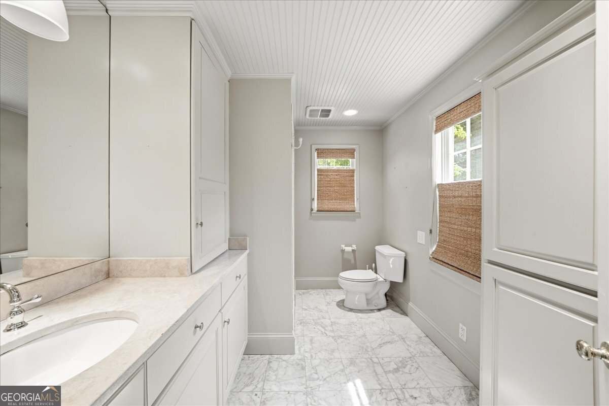 2039 Springlake Drive Atlanta - Photo 32