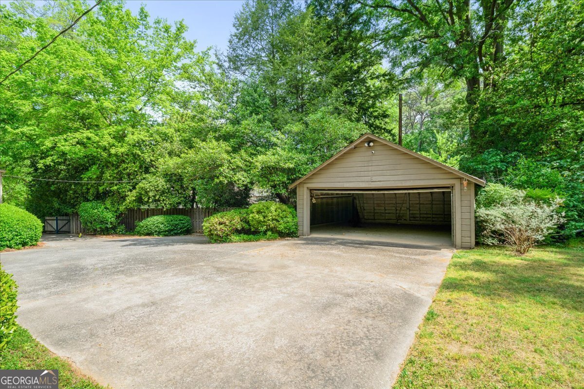 2039 Springlake Drive Atlanta - Photo 45