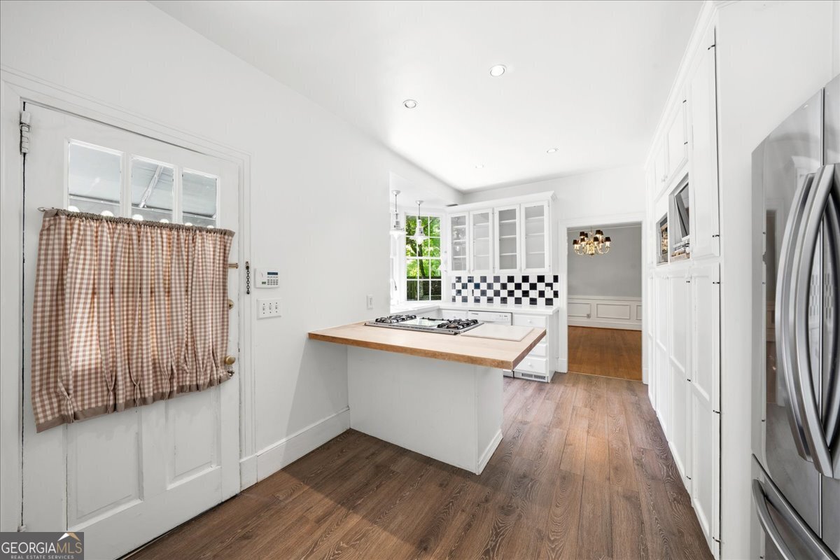 2039 Springlake Drive Atlanta - Photo 9