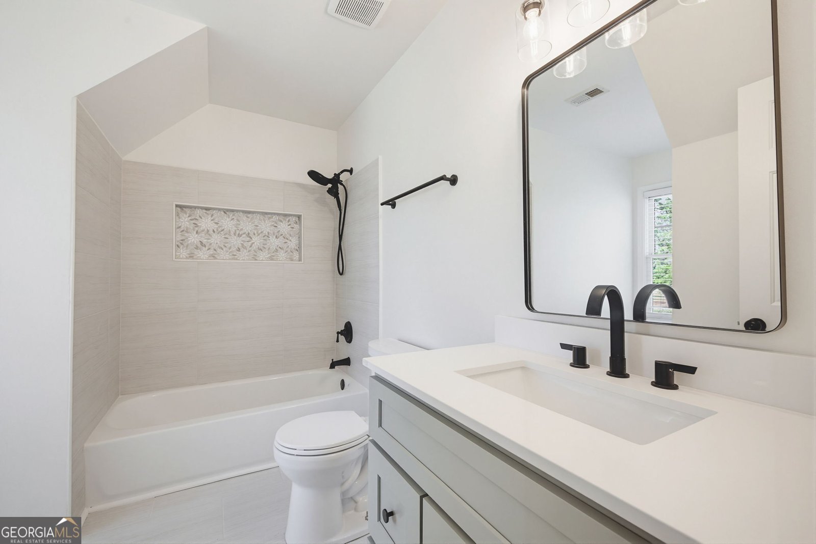 1210 Rowe Road Woodstock - Photo 27