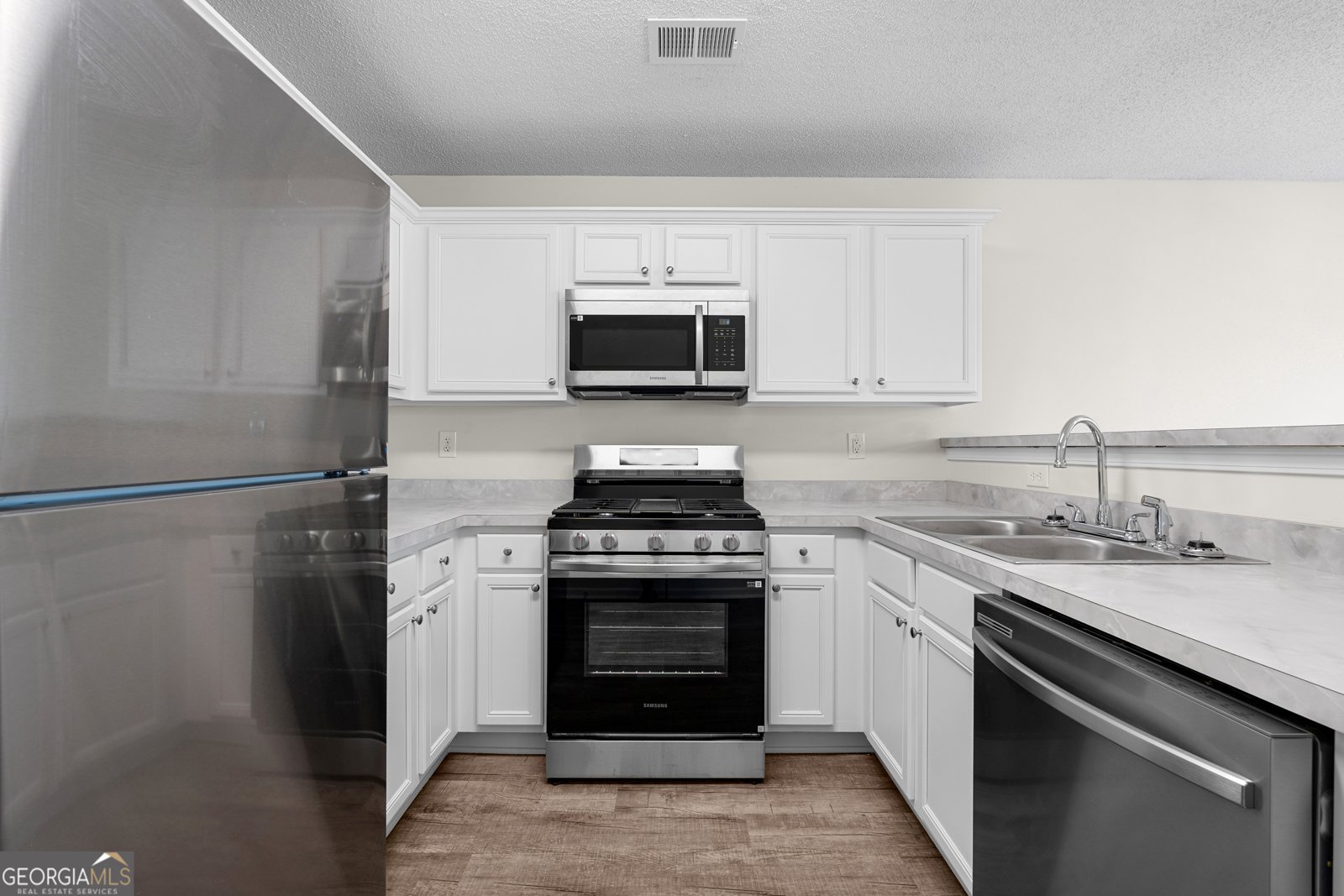 230 Crestfield Circle Covington - Photo 11