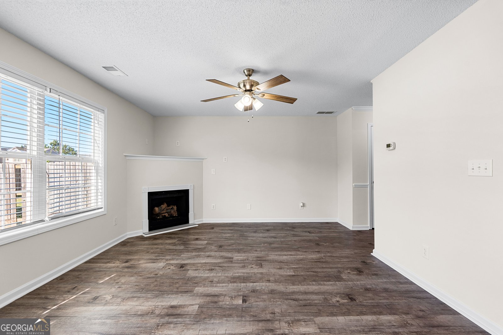 230 Crestfield Circle Covington - Photo 8