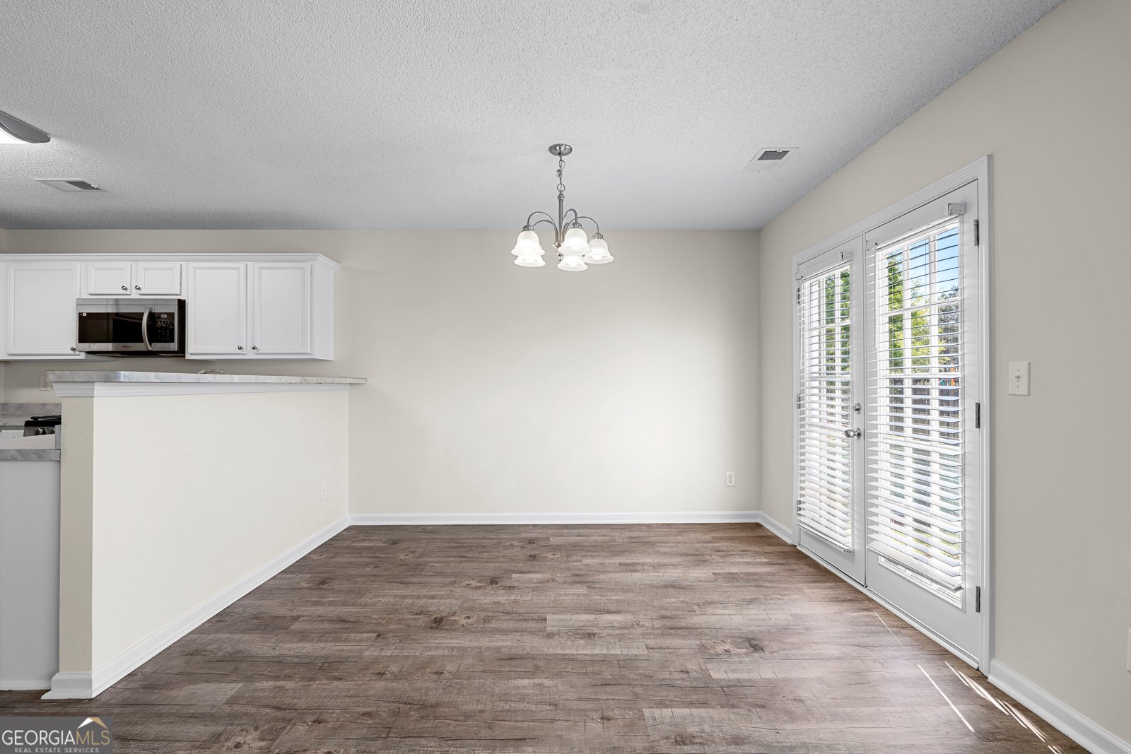 230 Crestfield Circle Covington - Photo 9