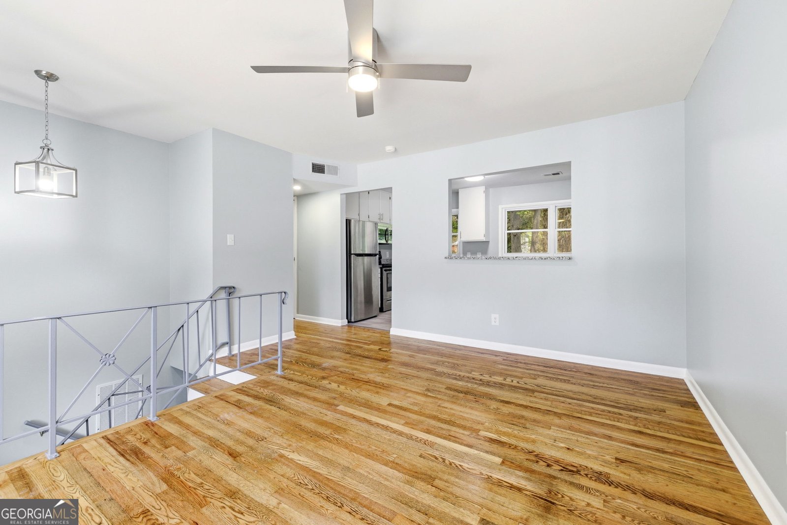 285 Kings Circle Athens - Photo 7