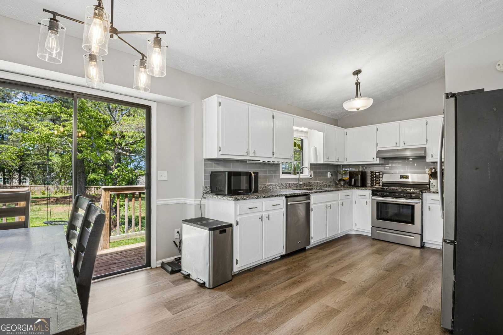 1492 Sir Knights Way Lawrenceville - Photo 12