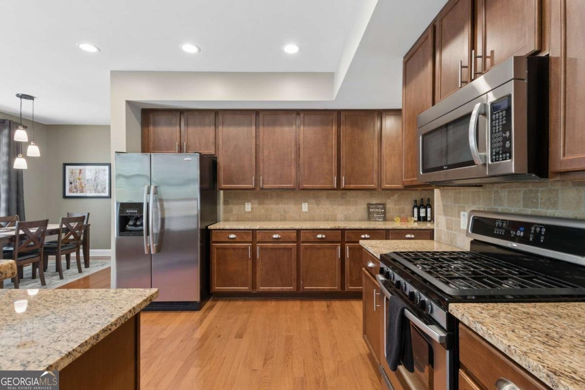 1090 Chelsey Way Roswell - Photo 12