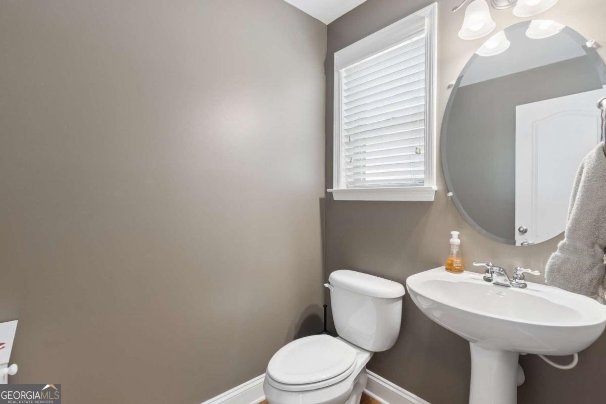 1090 Chelsey Way Roswell - Photo 18