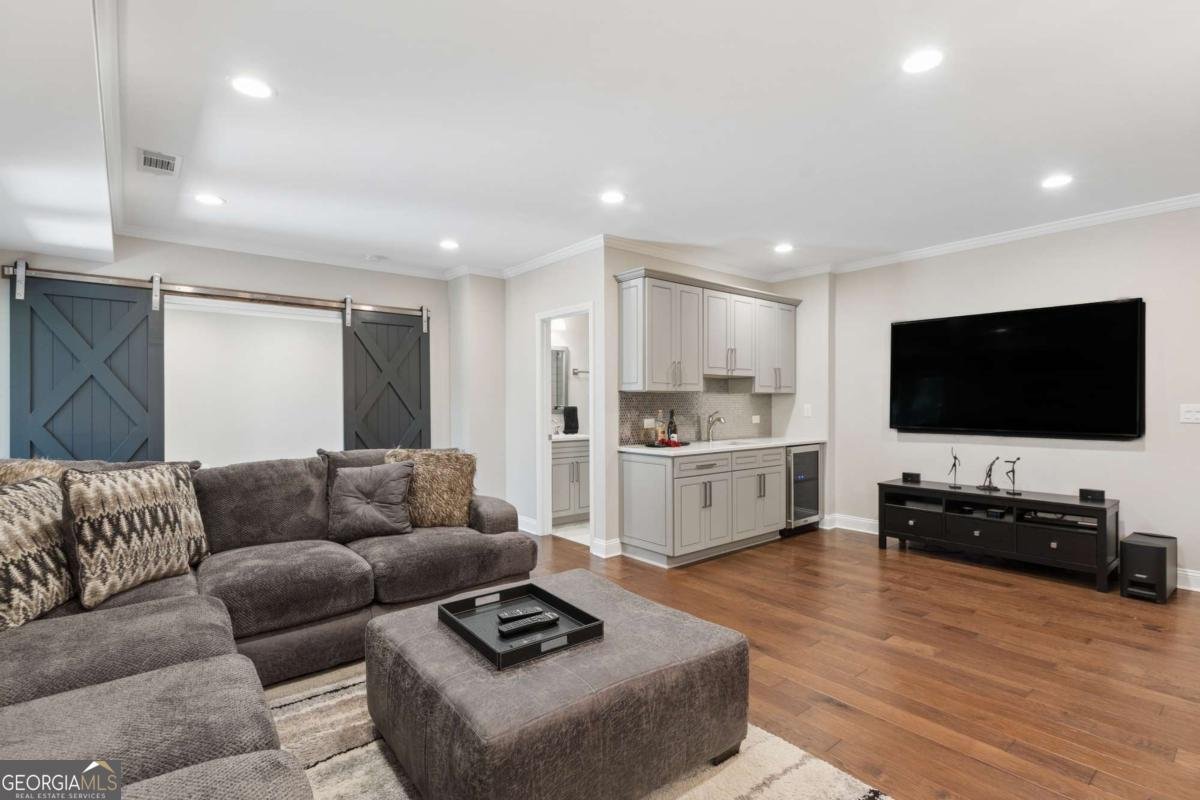 1090 Chelsey Way Roswell - Photo 32