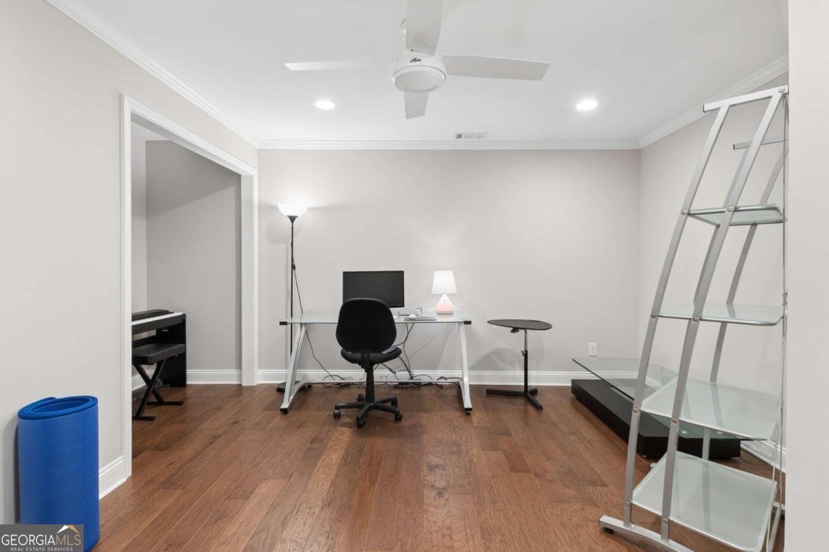 1090 Chelsey Way Roswell - Photo 35