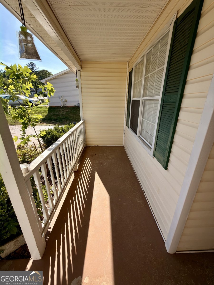 235 Oak Circle Stockbridge - Photo 13