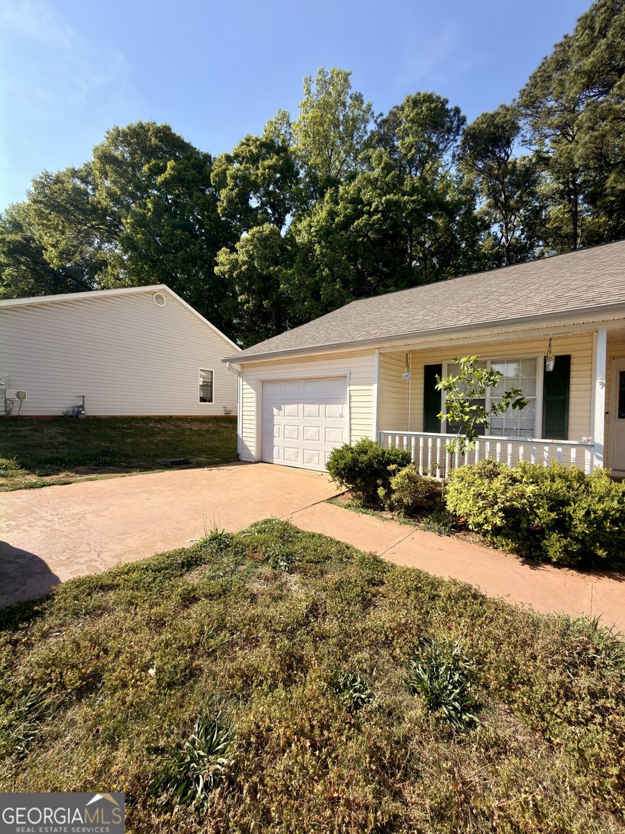 235 Oak Circle Stockbridge - Photo 14