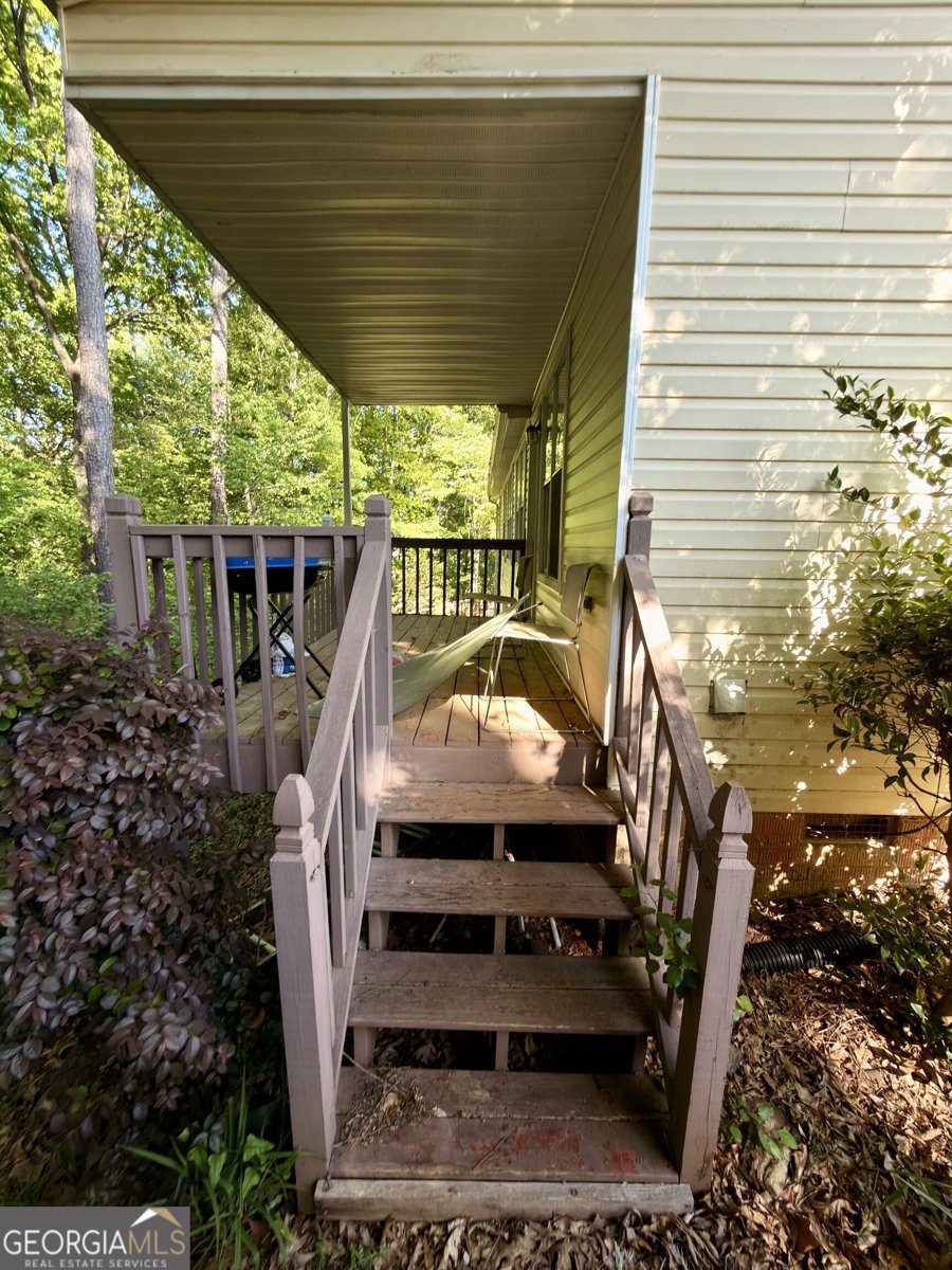 235 Oak Circle Stockbridge - Photo 18