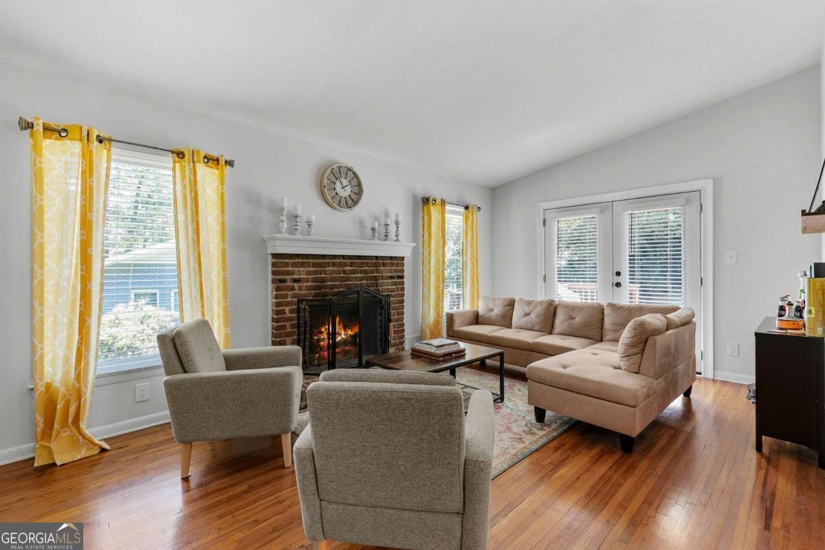 2485 Wentworth Drive Atlanta - Photo 6