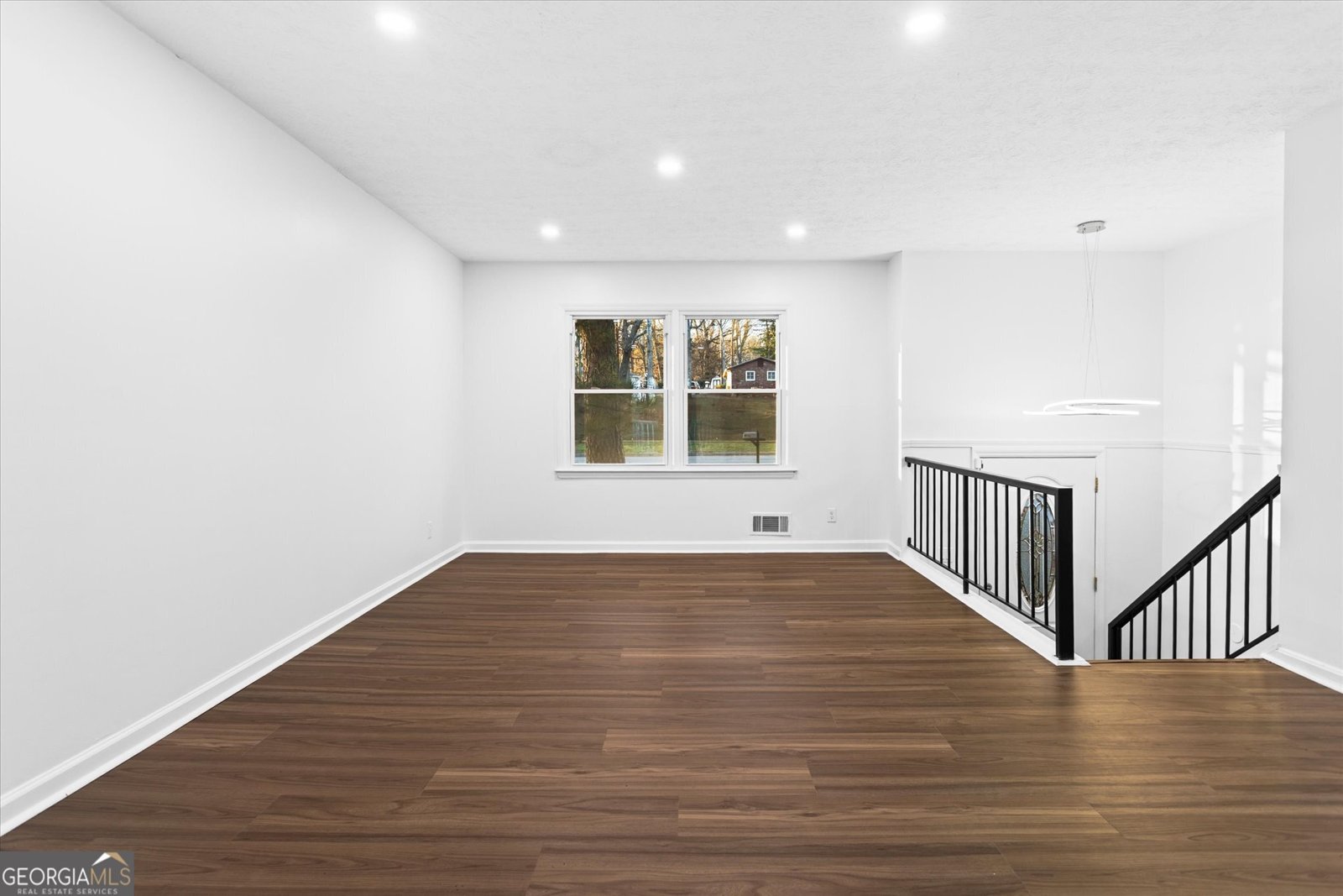 2304 S Hairston Road Decatur - Photo 3