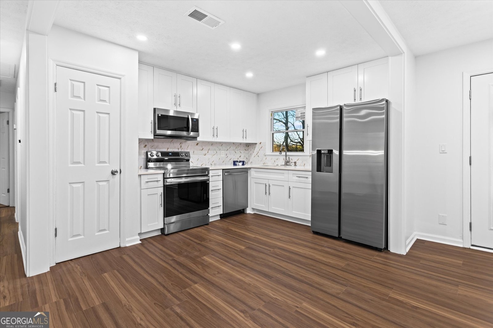 2304 S Hairston Road Decatur - Photo 4