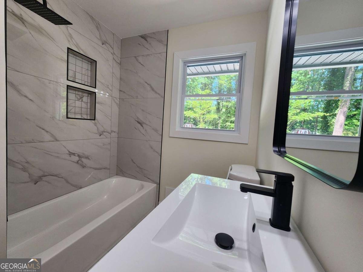 2877 Pine Needle Drive Atlanta - Photo 11