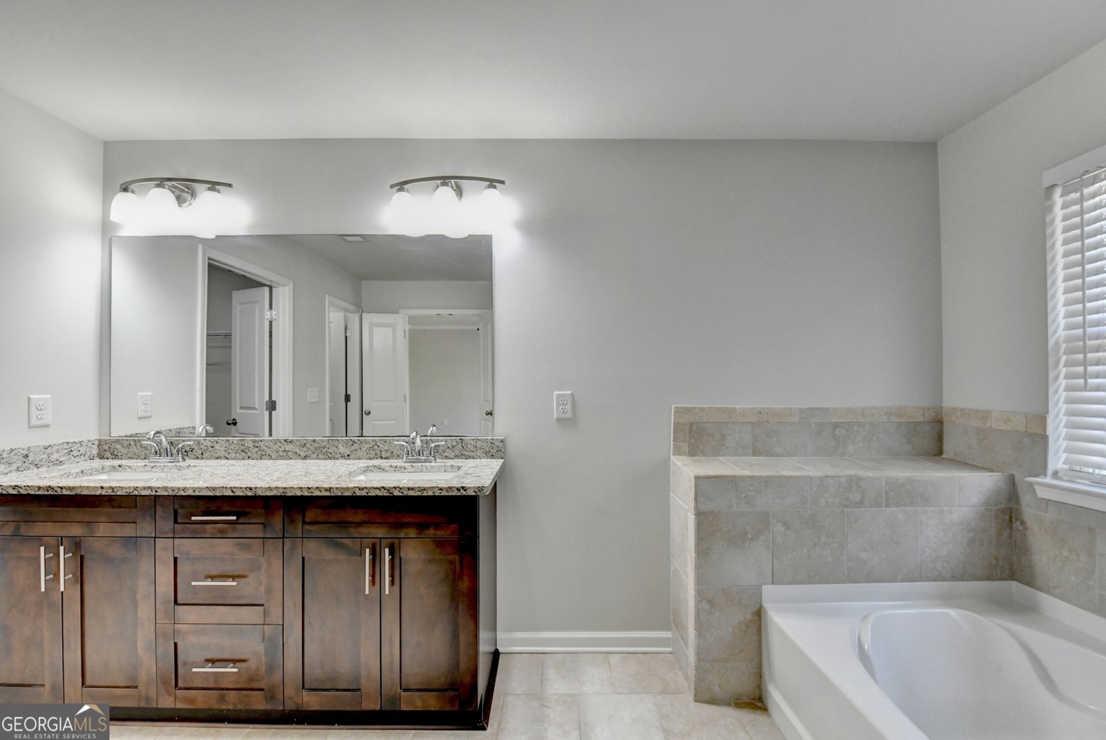 5535 Lightheart Court Suwanee - Photo 37