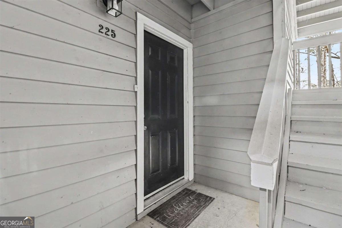 225 Warm Springs Circle Roswell - Photo 13