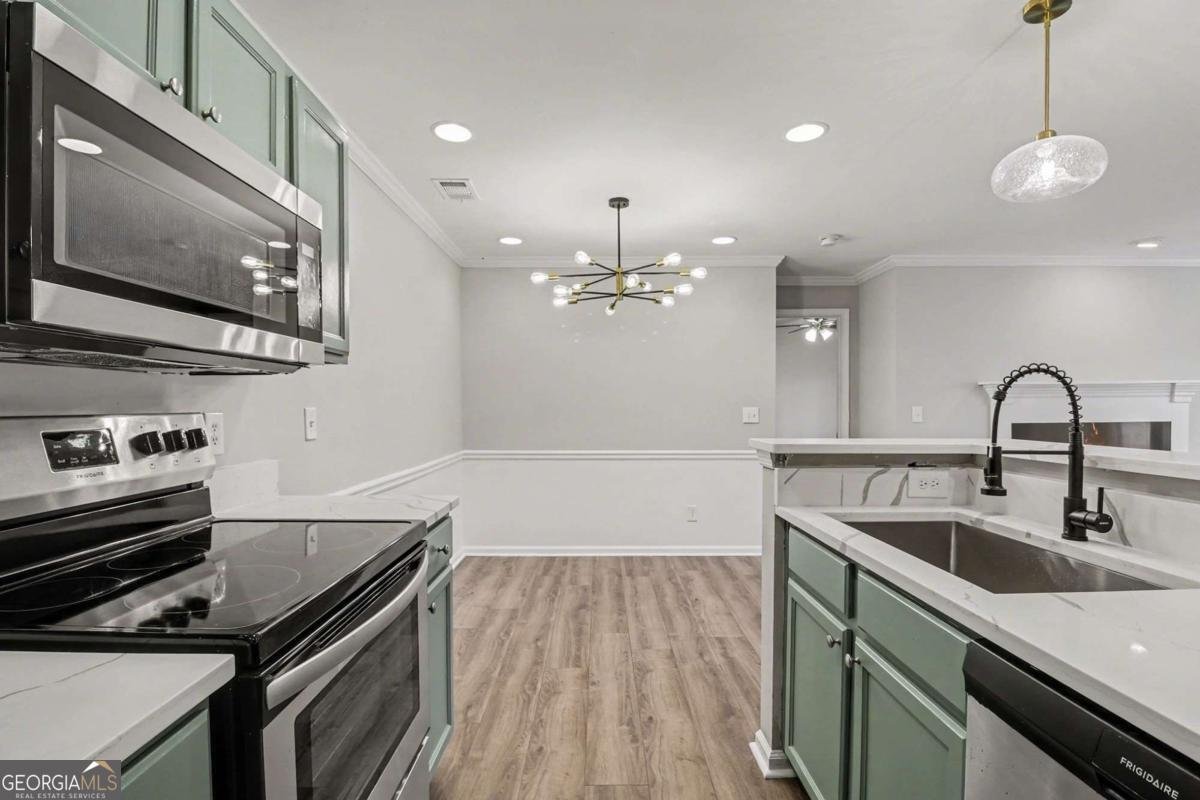 225 Warm Springs Circle Roswell - Photo 6