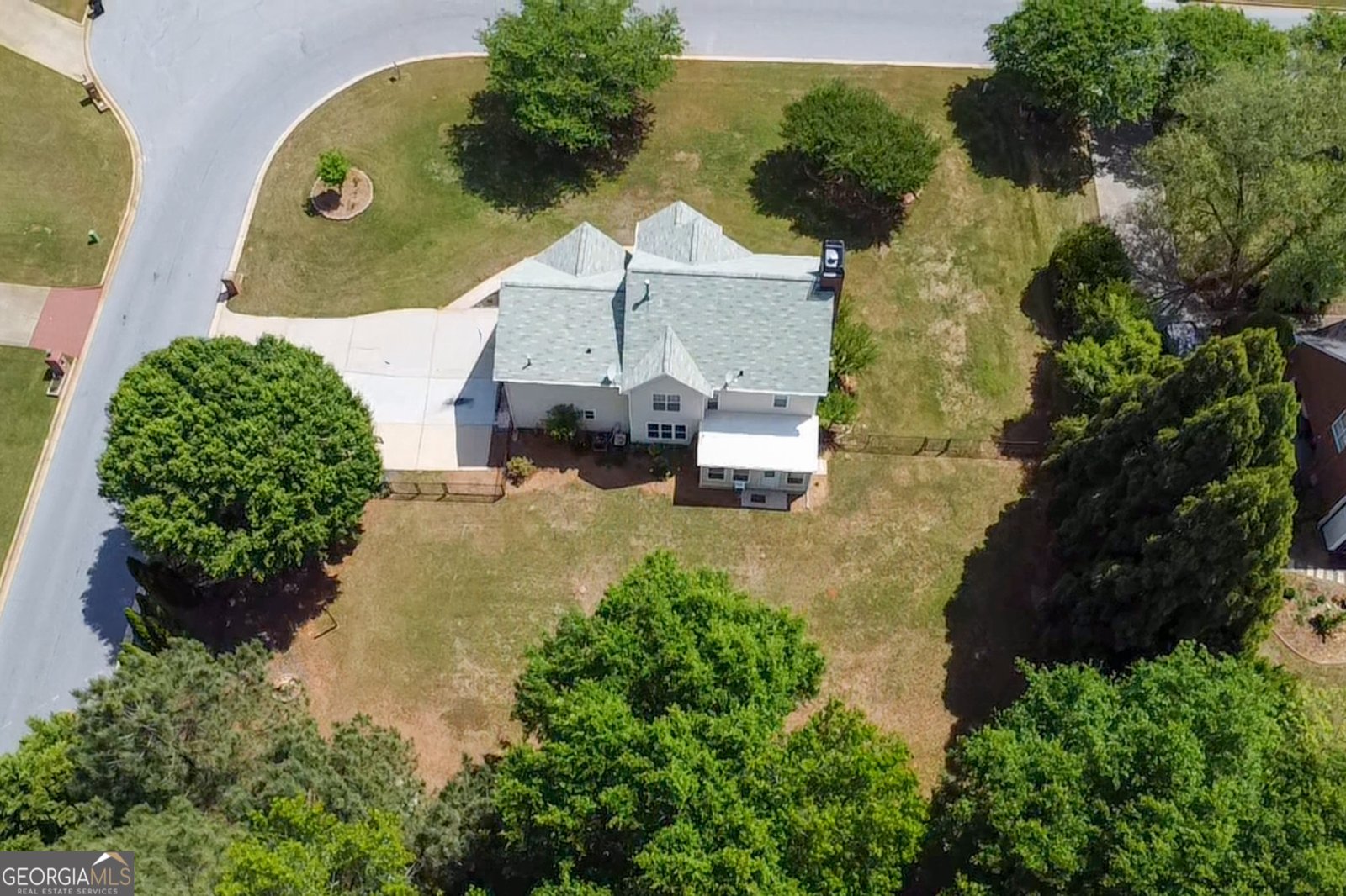 305 Brook Hollow Drive McDonough - Photo 32