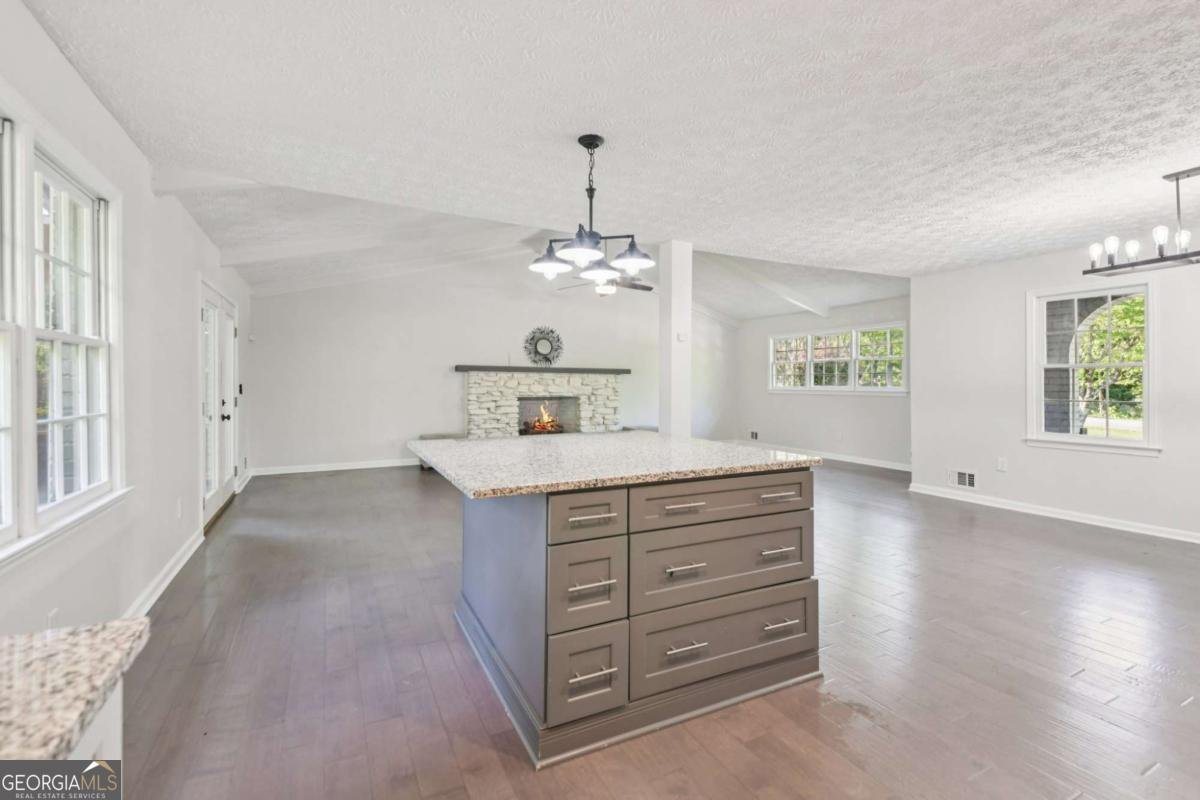 2160 Groover Road Marietta - Photo 11