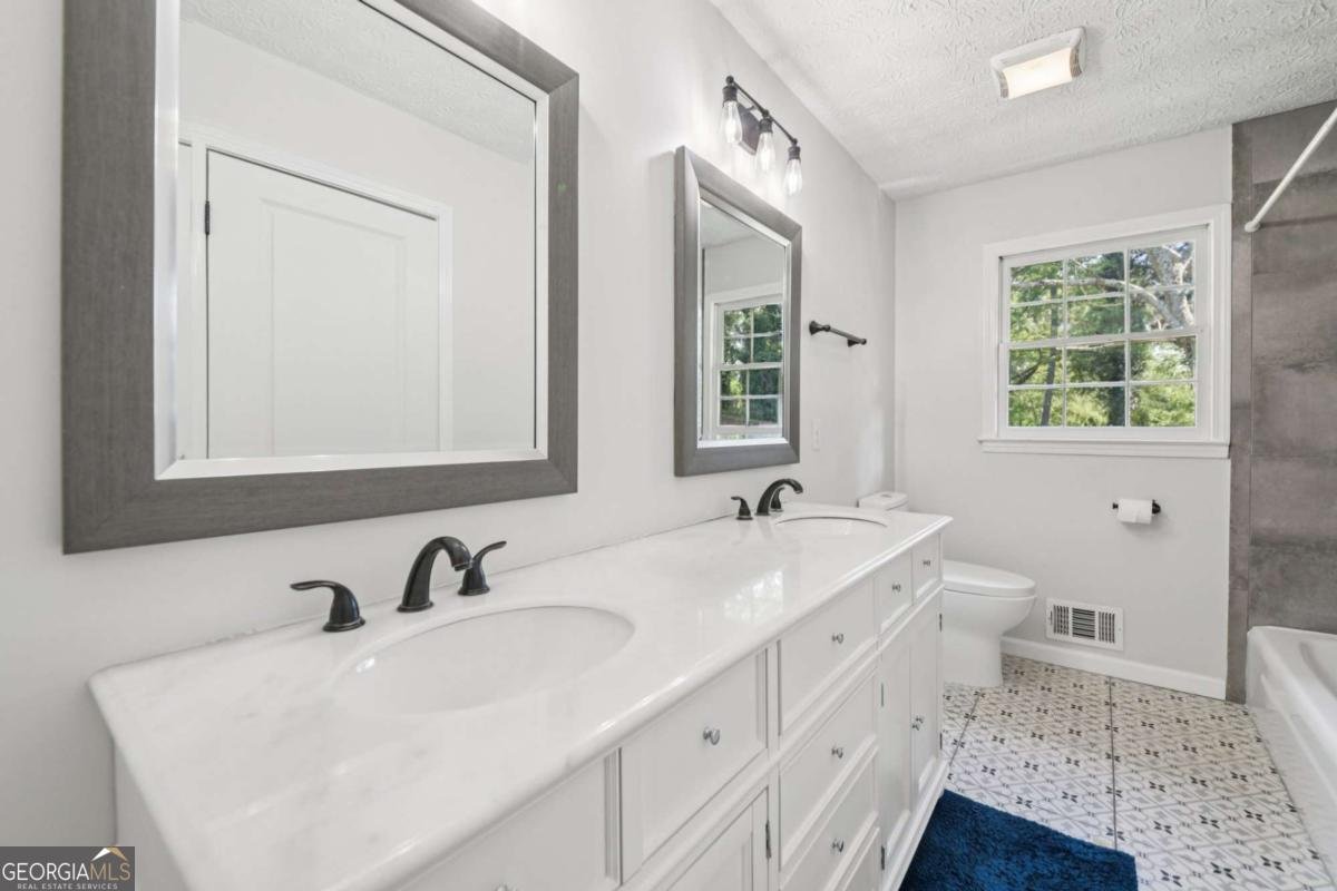 2160 Groover Road Marietta - Photo 17