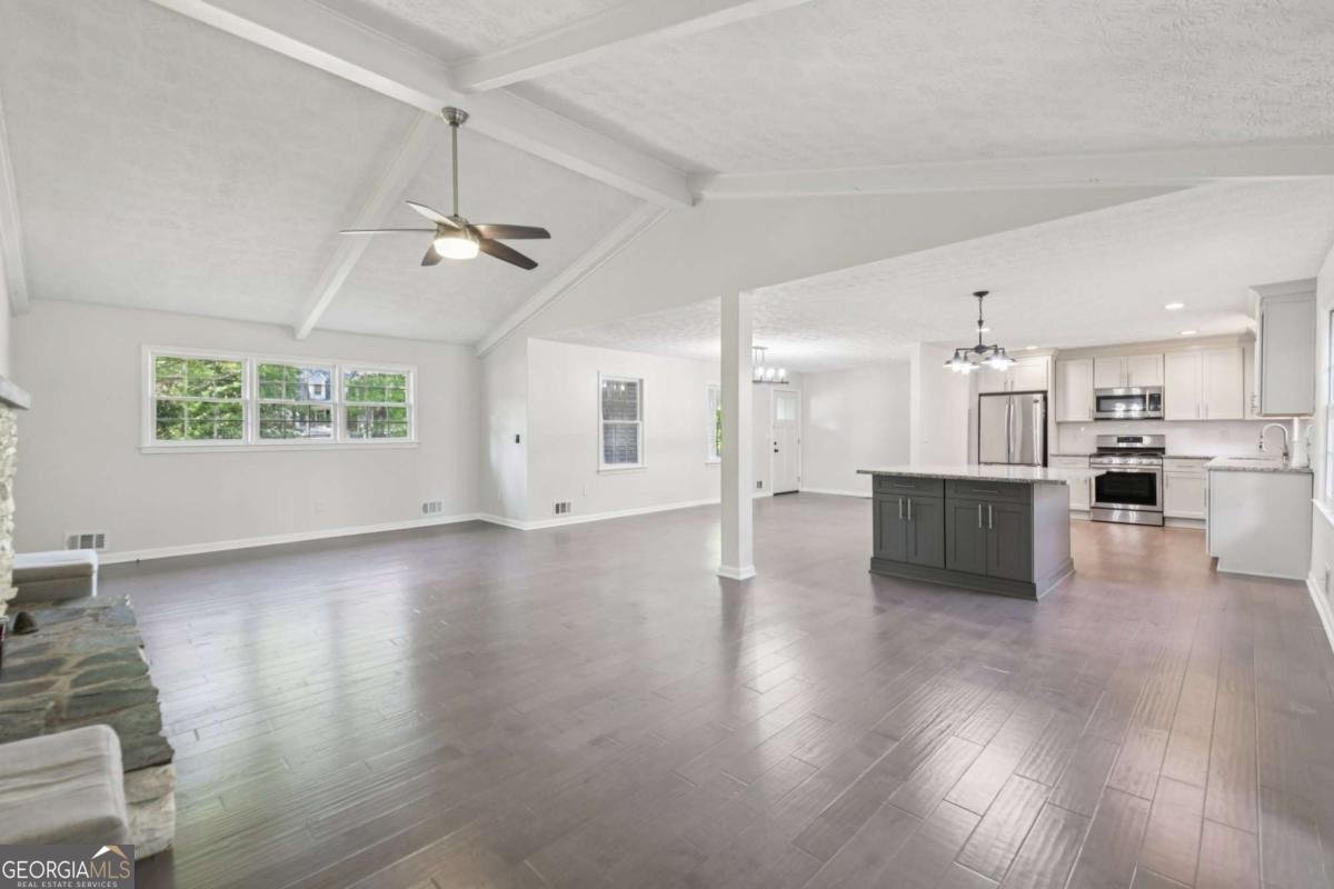 2160 Groover Road Marietta - Photo 8