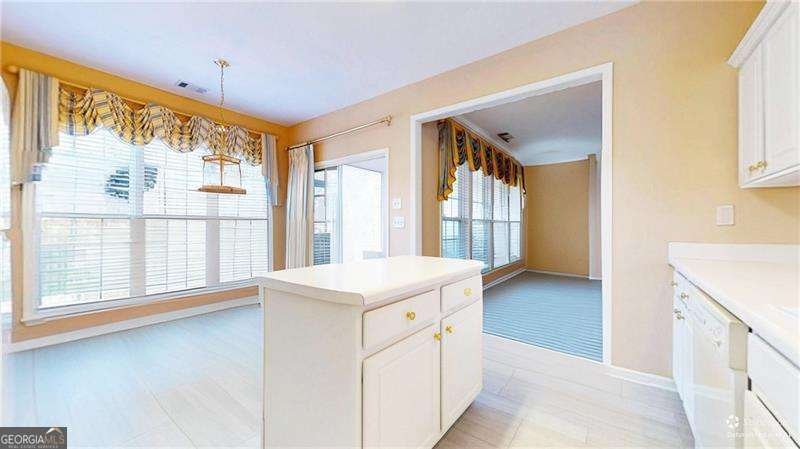 933 Santa Anita Drive Woodstock - Photo 17