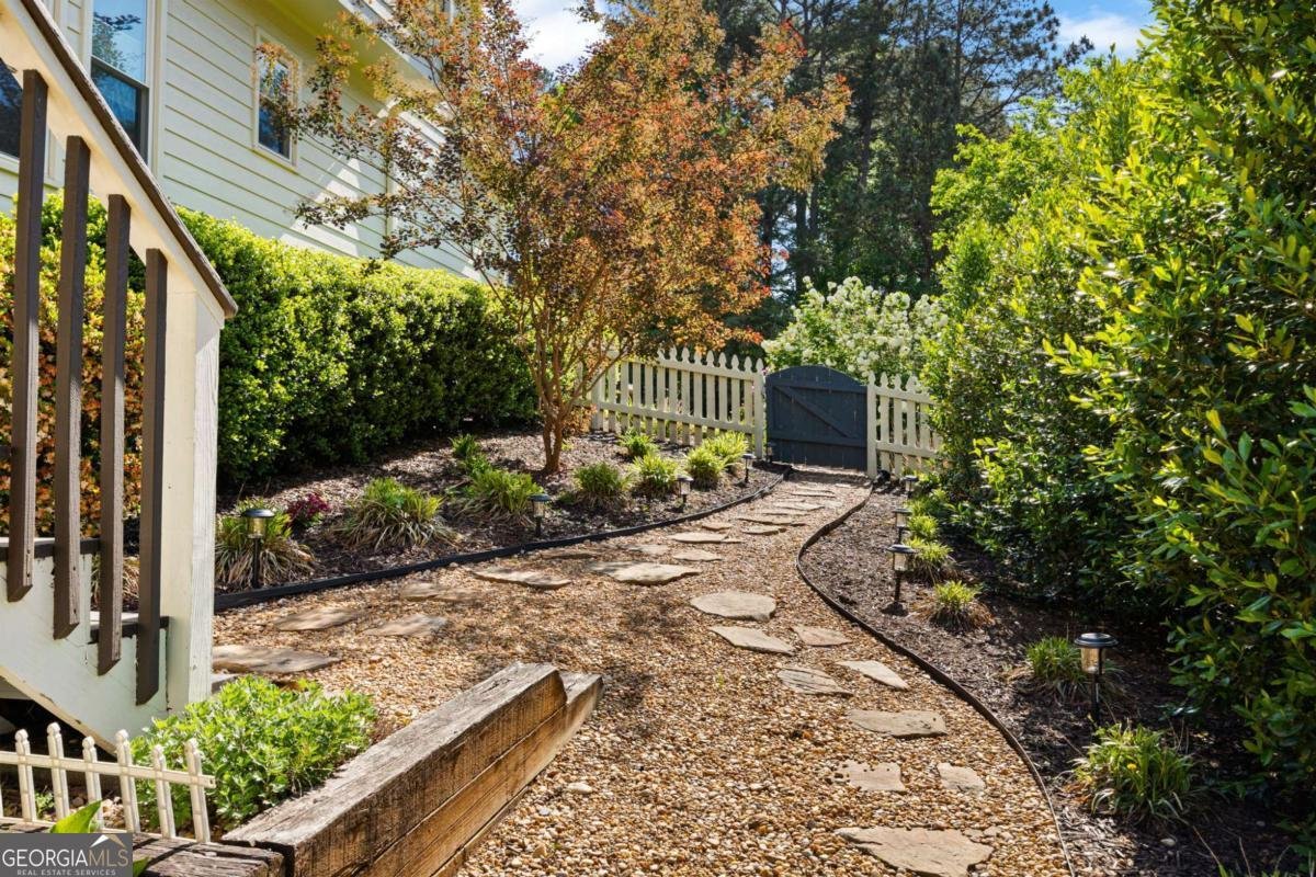 1049 Fairwood Run Acworth - Photo 49