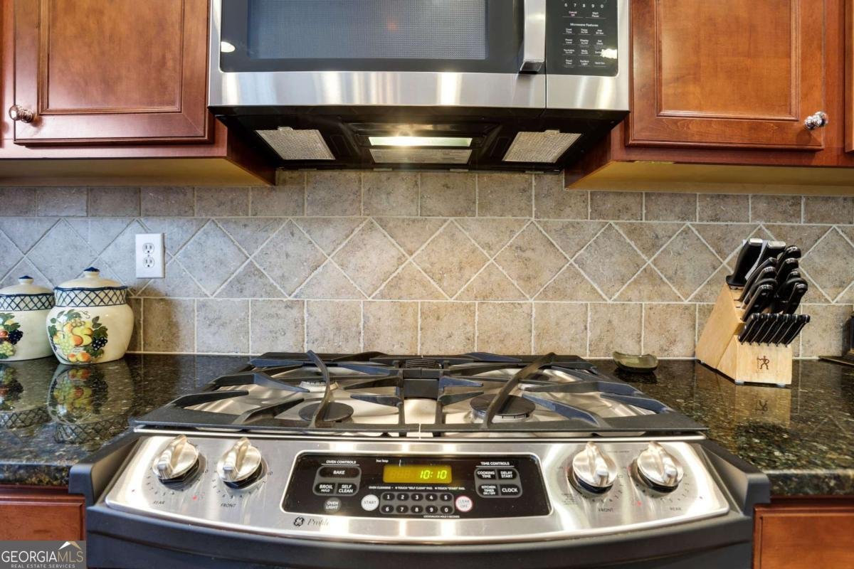 4916 Colchester Court Atlanta - Photo 7