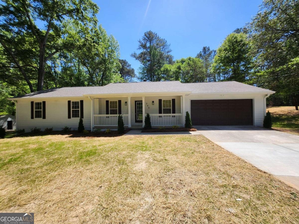 790 Mount Zion Road Conyers - Photo 1