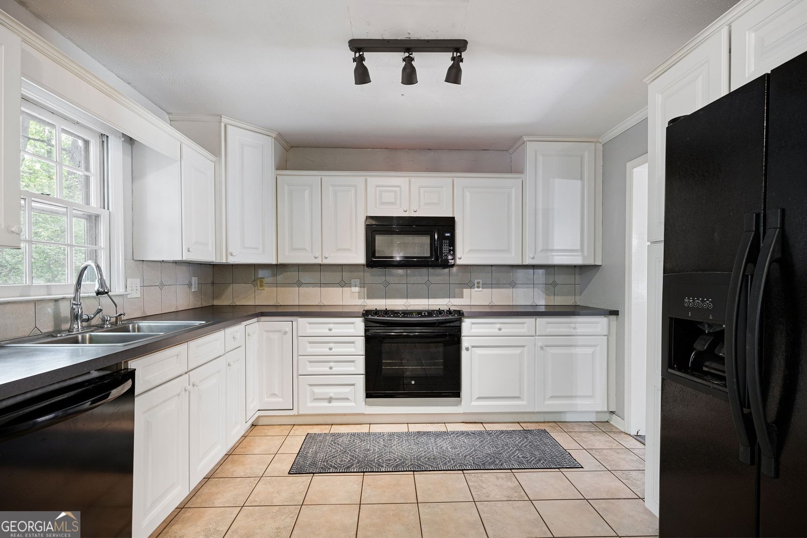 4681 Mahonia Way Acworth - Photo 16