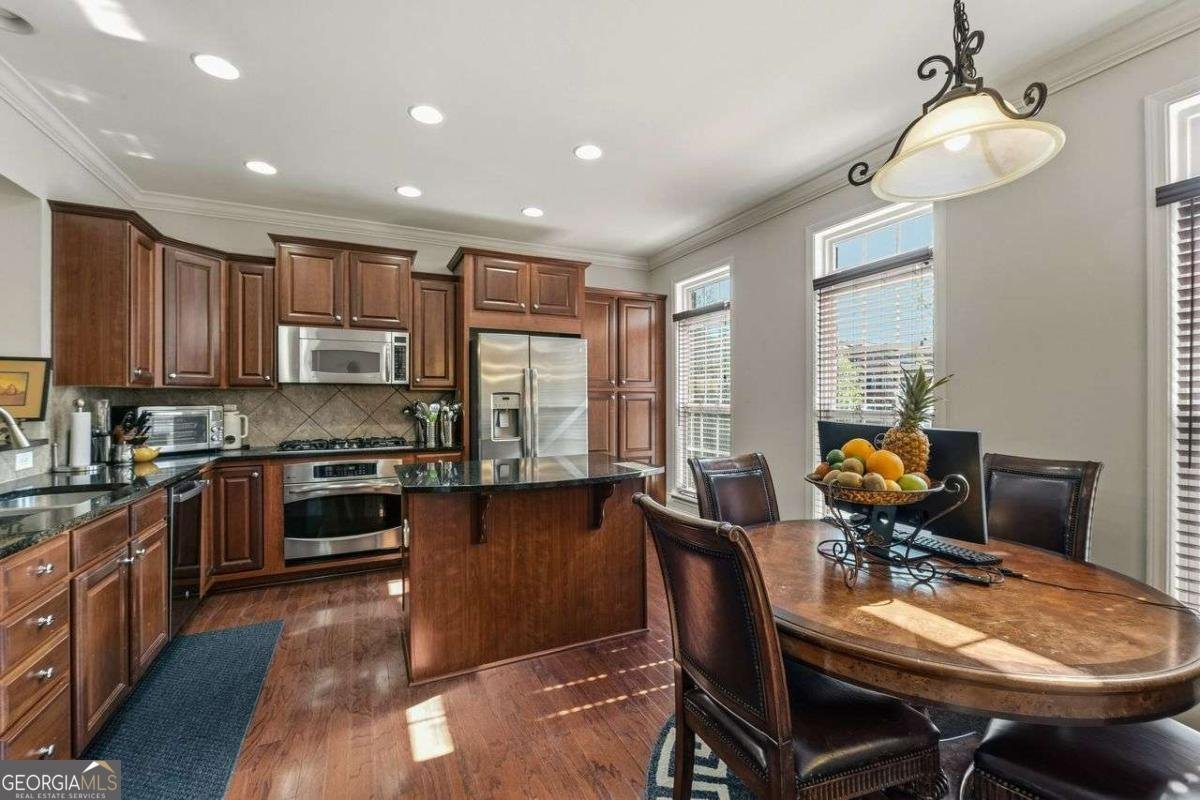 2852 Overlook Court Atlanta - Photo 7