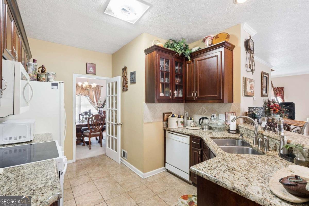 3075 Zermatt Way Snellville - Photo 15