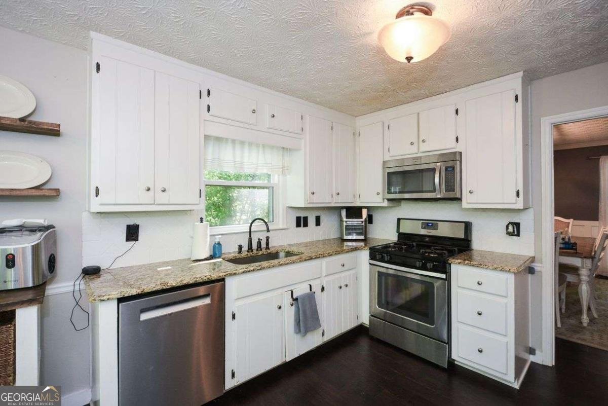 304 Cacique Court Woodstock - Photo 15