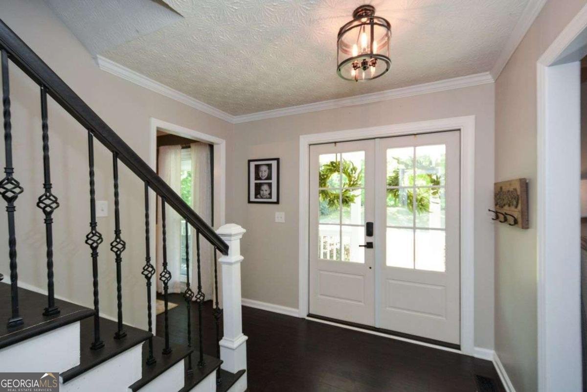 304 Cacique Court Woodstock - Photo 6