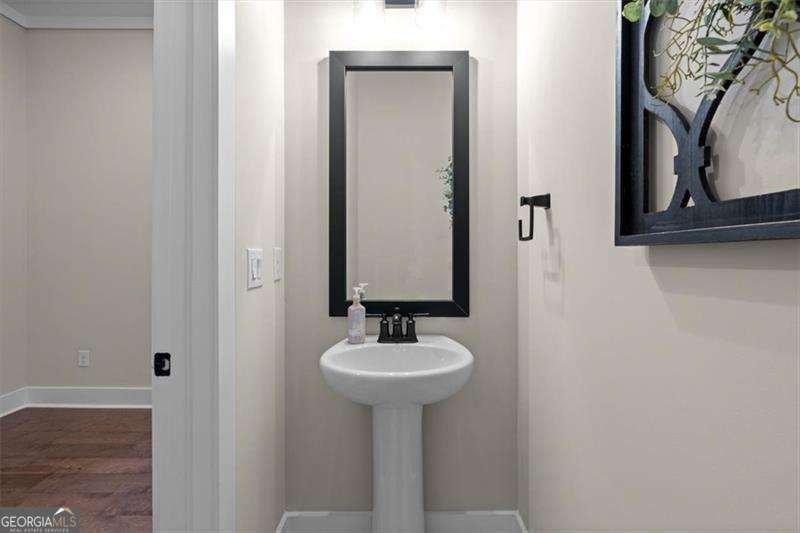 283 London Road Ball Ground - Photo 36