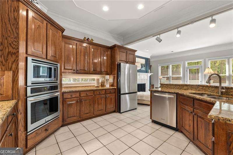 3610 Mansions Parkway Berkeley Lake - Photo 16