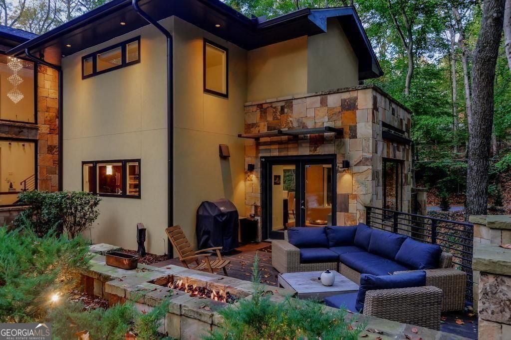 1180 Beechwood Drive Atlanta - Photo 9