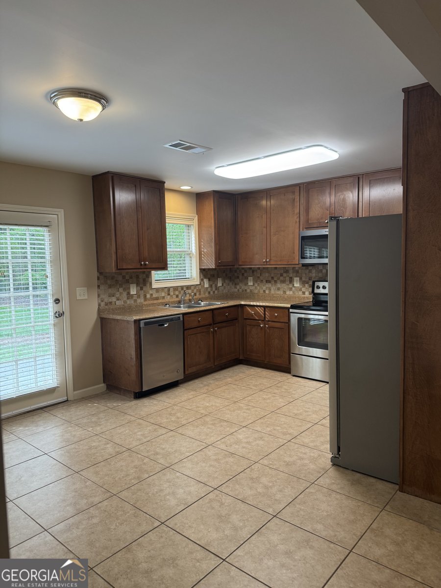 7883 Pendergrass Road Hoschton - Photo 15